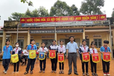 Trường THCS Hoàng Văn Thụ thi đua dạy tốt, học tốt